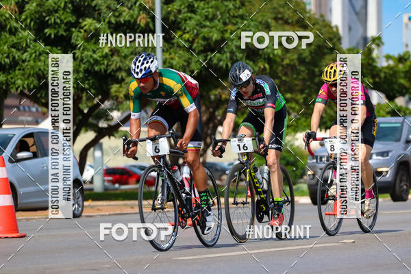 Buy your photos of the event100KM DE BRASLIA-COPA RESENHA MASTER DE CICLISMO. on Fotop