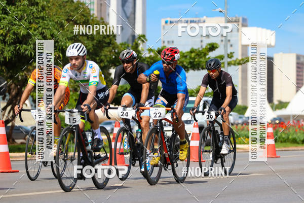 Acquista le foto dell'evento100KM DE BRASLIA-COPA RESENHA MASTER DE CICLISMO. in Fotop