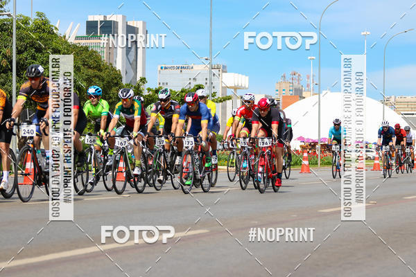 Buy your photos of the event100KM DE BRASLIA-COPA RESENHA MASTER DE CICLISMO. on Fotop