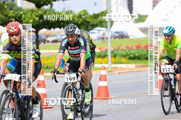 Buy your photos of the event100KM DE BRASLIA-COPA RESENHA MASTER DE CICLISMO. on Fotop