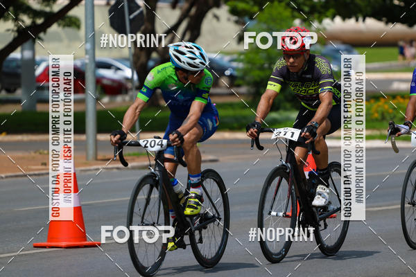 Buy your photos of the event100KM DE BRASLIA-COPA RESENHA MASTER DE CICLISMO. on Fotop