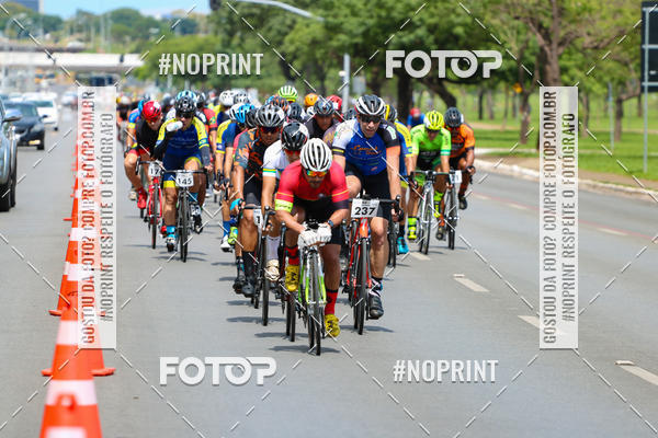 Buy your photos of the event100KM DE BRASLIA-COPA RESENHA MASTER DE CICLISMO. on Fotop