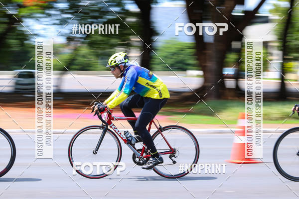 Buy your photos of the event100KM DE BRASLIA-COPA RESENHA MASTER DE CICLISMO. on Fotop
