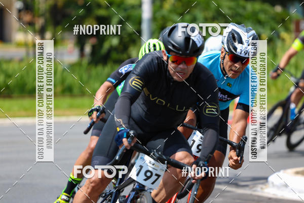 Buy your photos of the event100KM DE BRASLIA-COPA RESENHA MASTER DE CICLISMO. on Fotop