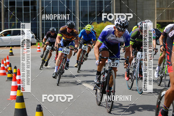 Buy your photos of the event100KM DE BRASLIA-COPA RESENHA MASTER DE CICLISMO. on Fotop