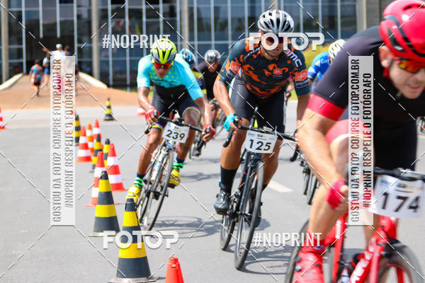 Buy your photos of the event100KM DE BRASLIA-COPA RESENHA MASTER DE CICLISMO. on Fotop