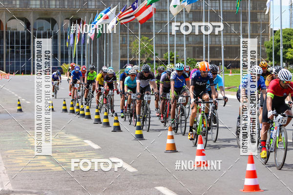 Buy your photos of the event100KM DE BRASLIA-COPA RESENHA MASTER DE CICLISMO. on Fotop