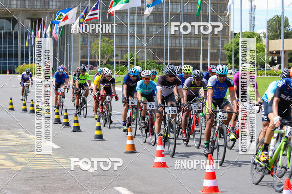 Buy your photos of the event100KM DE BRASLIA-COPA RESENHA MASTER DE CICLISMO. on Fotop