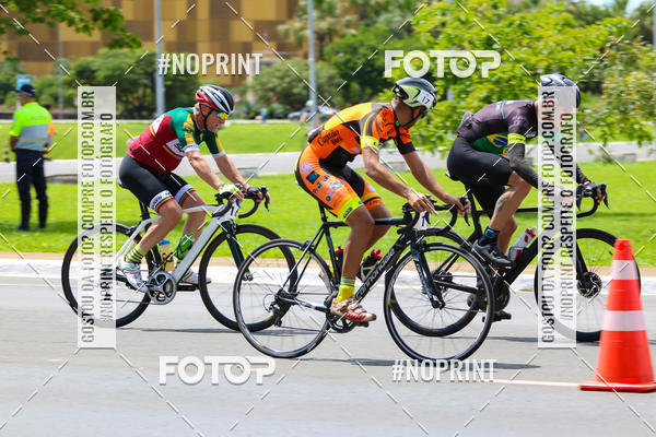 Buy your photos of the event100KM DE BRASLIA-COPA RESENHA MASTER DE CICLISMO. on Fotop