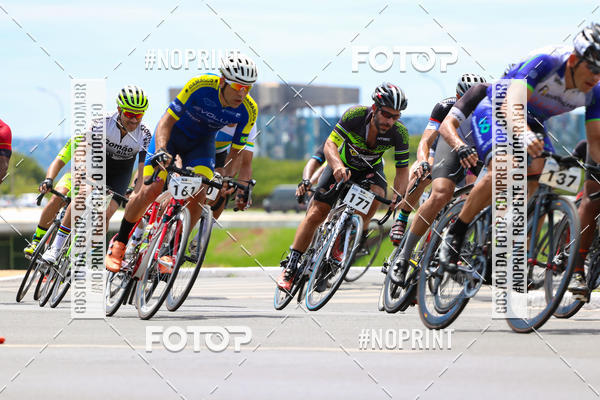 Buy your photos of the event100KM DE BRASLIA-COPA RESENHA MASTER DE CICLISMO. on Fotop