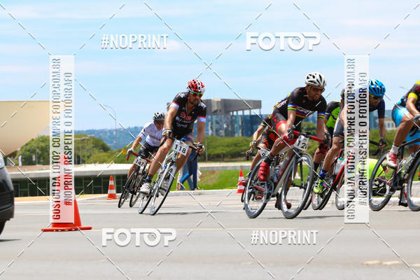 Buy your photos of the event100KM DE BRASLIA-COPA RESENHA MASTER DE CICLISMO. on Fotop