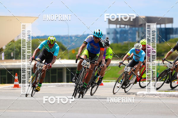Buy your photos of the event100KM DE BRASLIA-COPA RESENHA MASTER DE CICLISMO. on Fotop