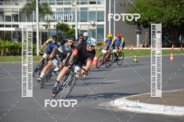 Buy your photos of the event100KM DE BRASLIA-COPA RESENHA MASTER DE CICLISMO. on Fotop