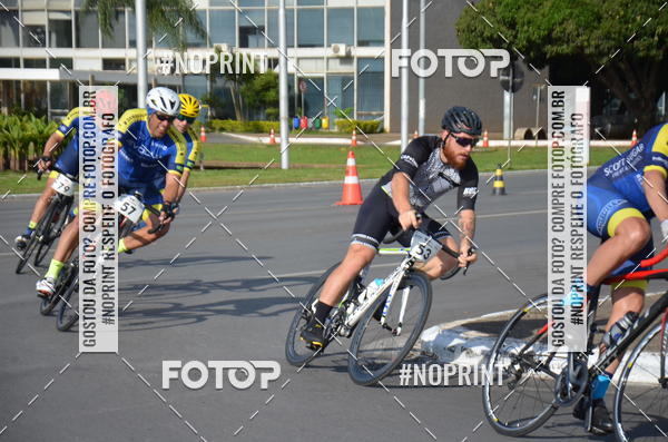 Buy your photos of the event100KM DE BRASLIA-COPA RESENHA MASTER DE CICLISMO. on Fotop