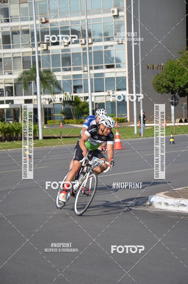 Buy your photos of the event100KM DE BRASLIA-COPA RESENHA MASTER DE CICLISMO. on Fotop