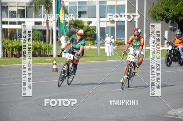 Buy your photos of the event100KM DE BRASLIA-COPA RESENHA MASTER DE CICLISMO. on Fotop