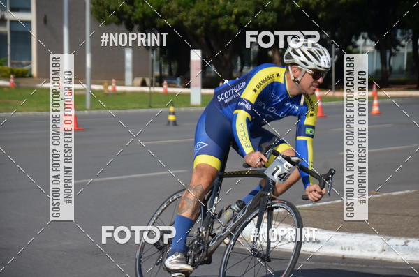 Buy your photos of the event100KM DE BRASLIA-COPA RESENHA MASTER DE CICLISMO. on Fotop