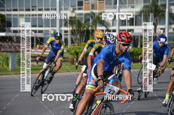 Buy your photos of the event100KM DE BRASLIA-COPA RESENHA MASTER DE CICLISMO. on Fotop