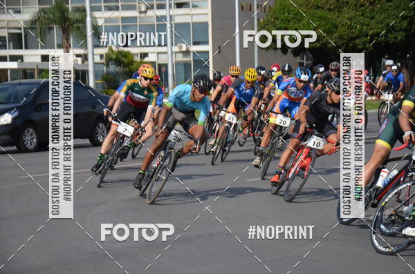 Buy your photos of the event100KM DE BRASLIA-COPA RESENHA MASTER DE CICLISMO. on Fotop