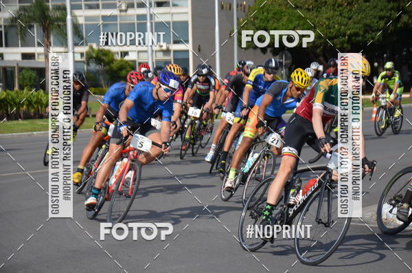 Buy your photos of the event100KM DE BRASLIA-COPA RESENHA MASTER DE CICLISMO. on Fotop