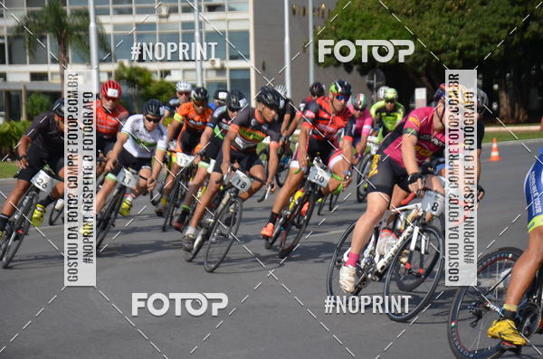 Buy your photos of the event100KM DE BRASLIA-COPA RESENHA MASTER DE CICLISMO. on Fotop