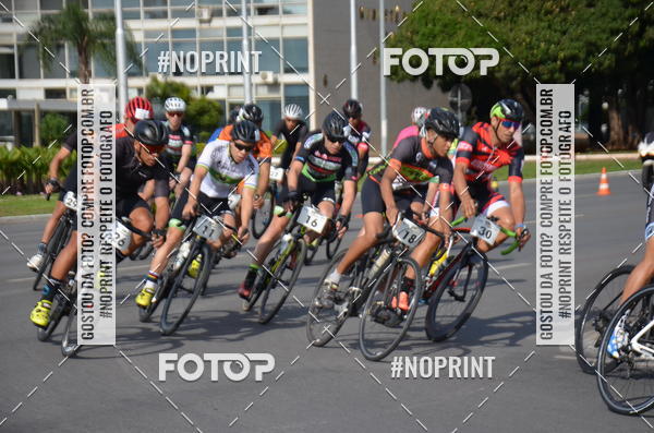 Buy your photos of the event100KM DE BRASLIA-COPA RESENHA MASTER DE CICLISMO. on Fotop
