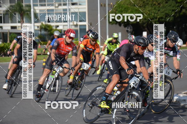 Buy your photos of the event100KM DE BRASLIA-COPA RESENHA MASTER DE CICLISMO. on Fotop