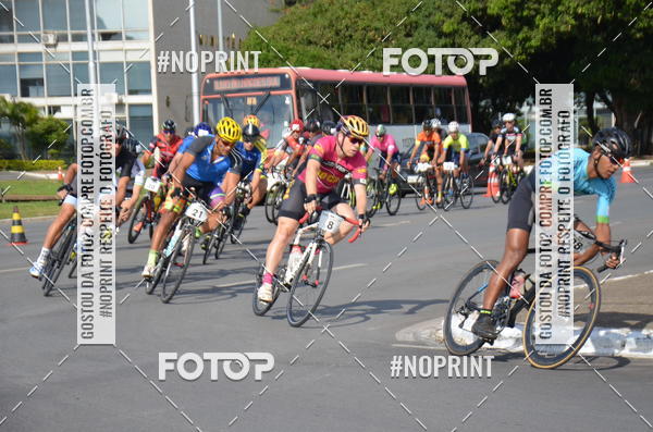 Buy your photos of the event100KM DE BRASLIA-COPA RESENHA MASTER DE CICLISMO. on Fotop