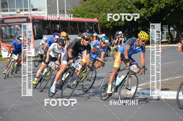 Buy your photos of the event100KM DE BRASLIA-COPA RESENHA MASTER DE CICLISMO. on Fotop