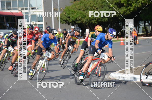 Buy your photos of the event100KM DE BRASLIA-COPA RESENHA MASTER DE CICLISMO. on Fotop