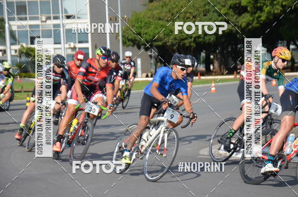 Buy your photos of the event100KM DE BRASLIA-COPA RESENHA MASTER DE CICLISMO. on Fotop