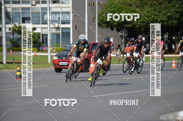 Buy your photos of the event100KM DE BRASLIA-COPA RESENHA MASTER DE CICLISMO. on Fotop