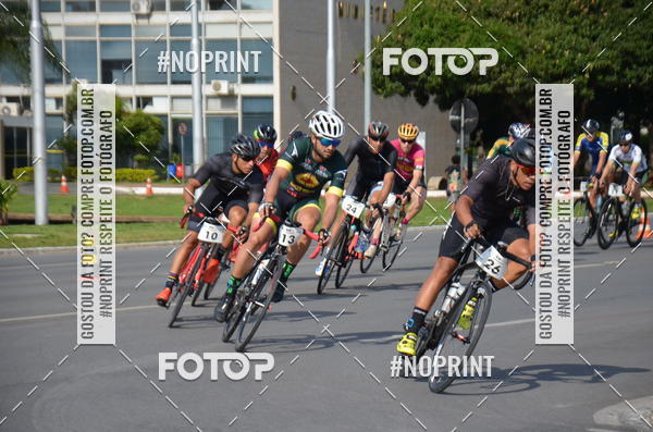 Buy your photos of the event100KM DE BRASLIA-COPA RESENHA MASTER DE CICLISMO. on Fotop