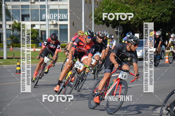 Buy your photos of the event100KM DE BRASLIA-COPA RESENHA MASTER DE CICLISMO. on Fotop