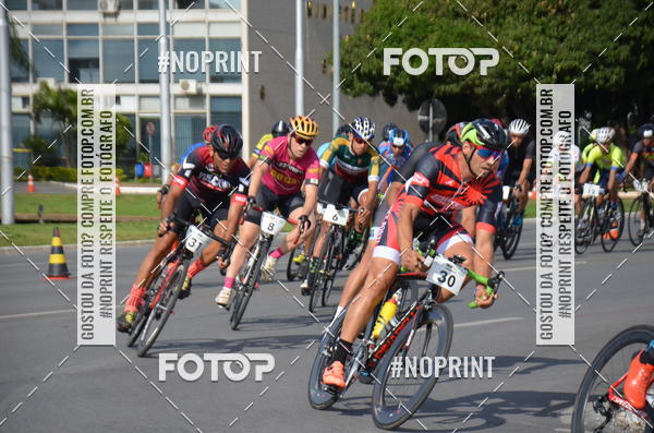 Buy your photos of the event100KM DE BRASLIA-COPA RESENHA MASTER DE CICLISMO. on Fotop