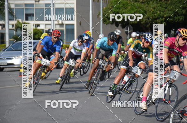 Buy your photos of the event100KM DE BRASLIA-COPA RESENHA MASTER DE CICLISMO. on Fotop