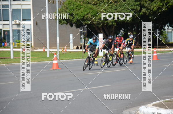 Buy your photos of the event100KM DE BRASLIA-COPA RESENHA MASTER DE CICLISMO. on Fotop