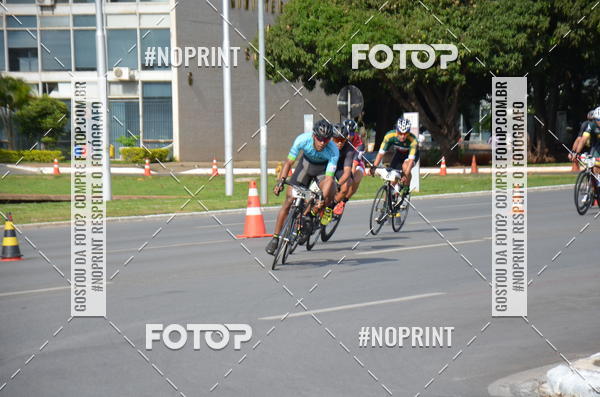 Buy your photos of the event100KM DE BRASLIA-COPA RESENHA MASTER DE CICLISMO. on Fotop