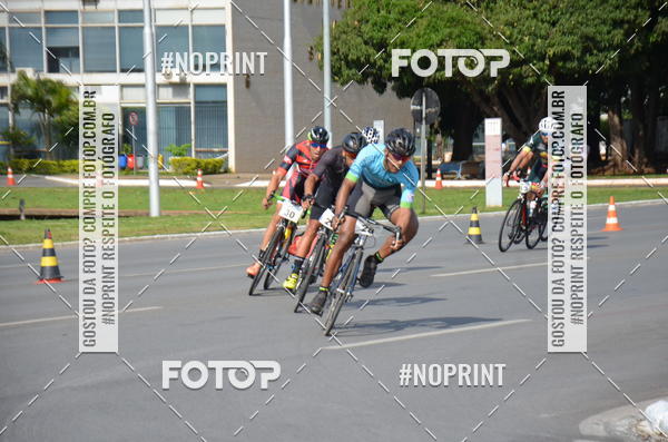 Buy your photos of the event100KM DE BRASLIA-COPA RESENHA MASTER DE CICLISMO. on Fotop