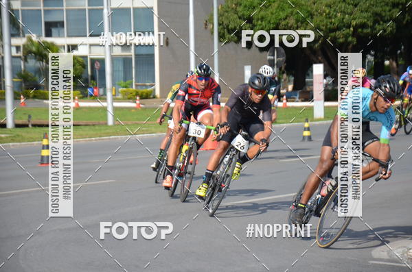 Buy your photos of the event100KM DE BRASLIA-COPA RESENHA MASTER DE CICLISMO. on Fotop