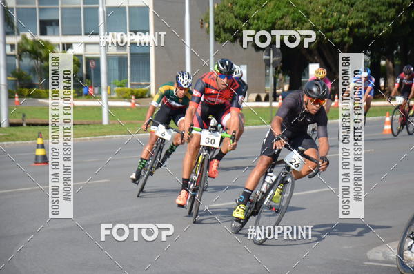 Buy your photos of the event100KM DE BRASLIA-COPA RESENHA MASTER DE CICLISMO. on Fotop