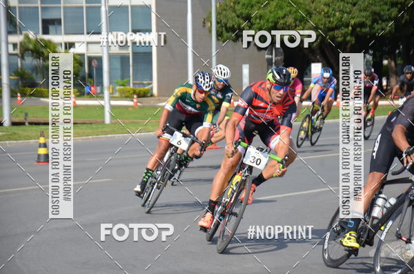 Buy your photos of the event100KM DE BRASLIA-COPA RESENHA MASTER DE CICLISMO. on Fotop