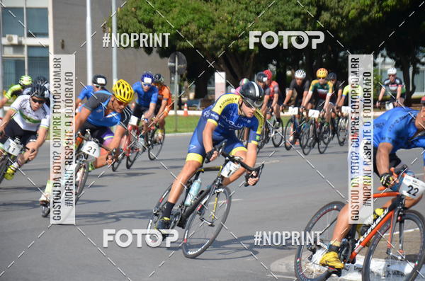 Buy your photos of the event100KM DE BRASLIA-COPA RESENHA MASTER DE CICLISMO. on Fotop
