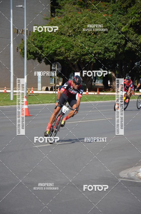 Buy your photos of the event100KM DE BRASLIA-COPA RESENHA MASTER DE CICLISMO. on Fotop