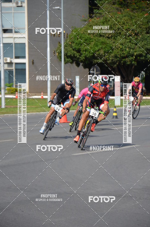 Buy your photos of the event100KM DE BRASLIA-COPA RESENHA MASTER DE CICLISMO. on Fotop