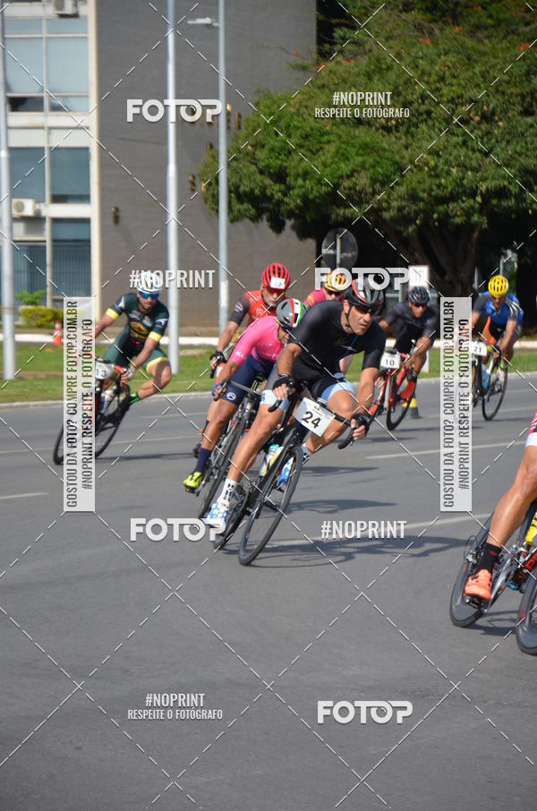 Buy your photos of the event100KM DE BRASLIA-COPA RESENHA MASTER DE CICLISMO. on Fotop