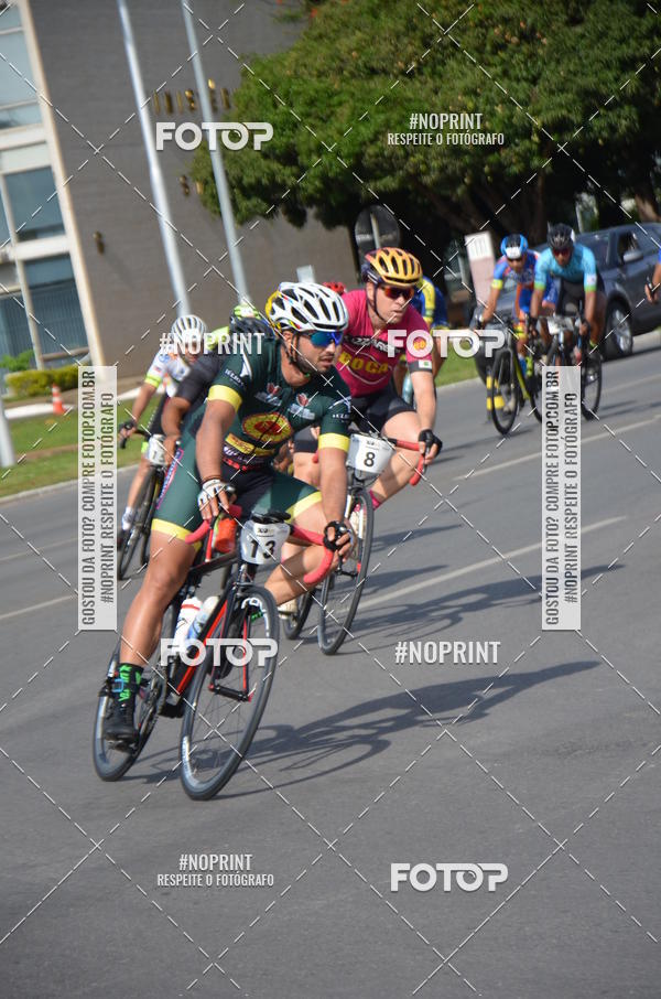 Buy your photos of the event100KM DE BRASLIA-COPA RESENHA MASTER DE CICLISMO. on Fotop