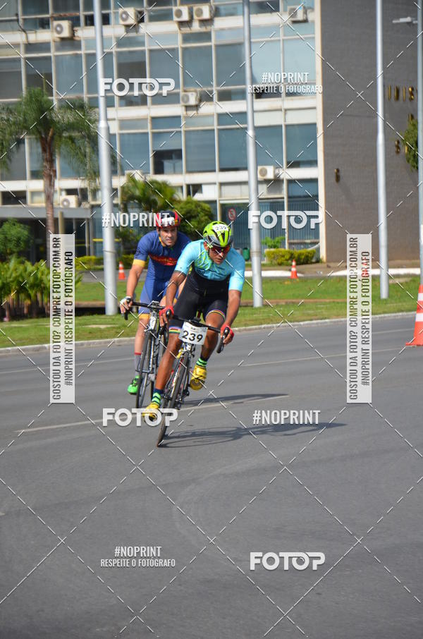 Buy your photos of the event100KM DE BRASLIA-COPA RESENHA MASTER DE CICLISMO. on Fotop