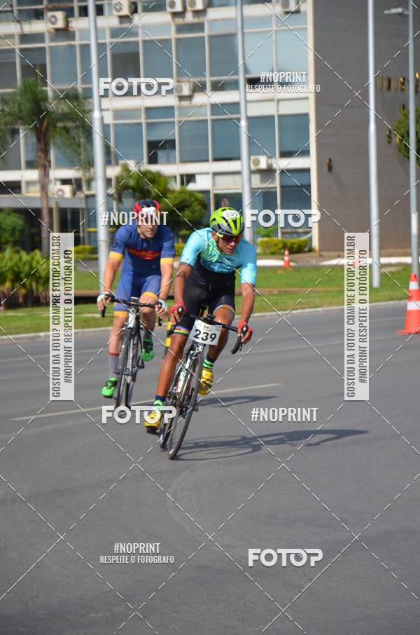 Buy your photos of the event100KM DE BRASLIA-COPA RESENHA MASTER DE CICLISMO. on Fotop
