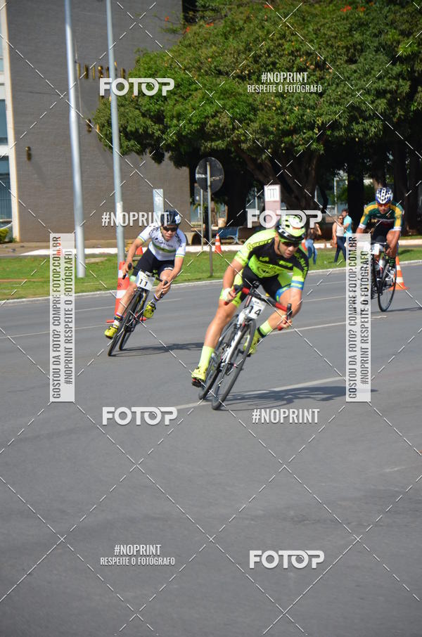 Buy your photos of the event100KM DE BRASLIA-COPA RESENHA MASTER DE CICLISMO. on Fotop